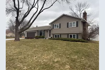 7501 W 100th Street, Bloomington, MN 55438 - Photo 1