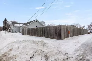 229 Wisconsin Ave SW, Staples, MN 56479 - Photo 29