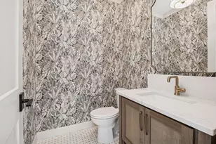 4428 Fondell Dr, Edina, MN 55435 - Photo 23