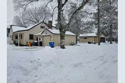 204 S Dayton Avenue, Parkers Prairie, MN 56361 - Photo 3