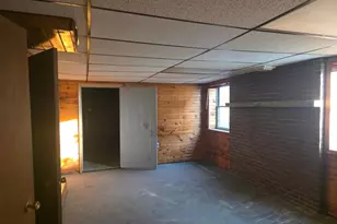 118 N O'Connell Ave, Springfield, MN 56087 - Photo 5