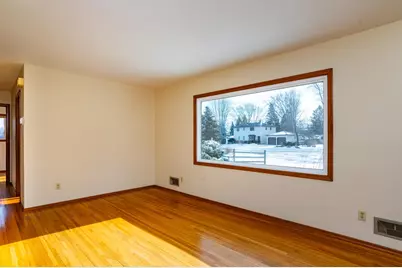 3107 68th Street E, Inver Grove Heights, MN 55076 - Photo 5