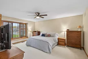 8593 Coachmans Ln, Eden Prairie, MN 55347 - Photo 13