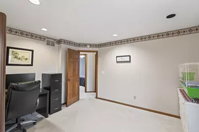 8593 Coachmans Lane, Eden Prairie, MN 55347 - Photo 21