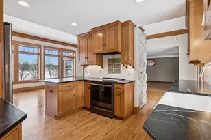 318 McCarrons Blvd S, Roseville, MN 55113 - Photo 31