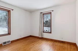 318 McCarrons Blvd S, Roseville, MN 55113 - Photo 35