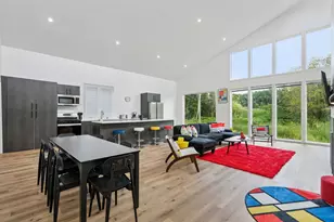 1013 Gardner St, Wayzata, MN 55391 - Photo 7