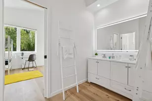 1013 Gardner St, Wayzata, MN 55391 - Photo 37