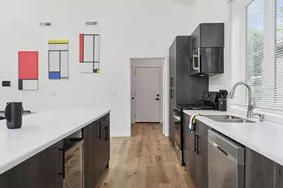 1013 Gardner Street, Wayzata, MN 55391 - Photo 21