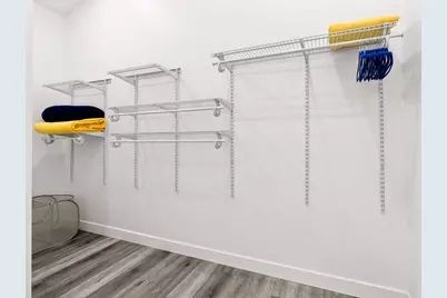 1021 Gardner Street E, Wayzata, MN 55391 - Photo 33