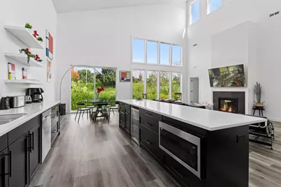 1021 Gardner Street E, Wayzata, MN 55391 - Photo 21