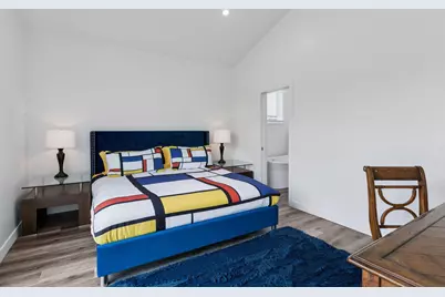 1021 Gardner Street E, Wayzata, MN 55391 - Photo 27