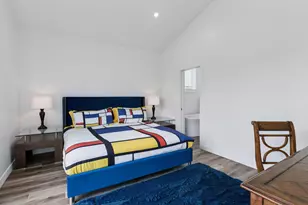 1021 Gardner St E, Wayzata, MN 55391 - Photo 27