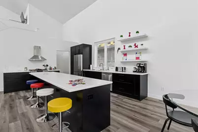 1021 Gardner Street E, Wayzata, MN 55391 - Photo 17