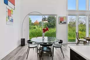 1021 Gardner St E, Wayzata, MN 55391 - Photo 23