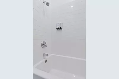 1021 Gardner Street E, Wayzata, MN 55391 - Photo 37