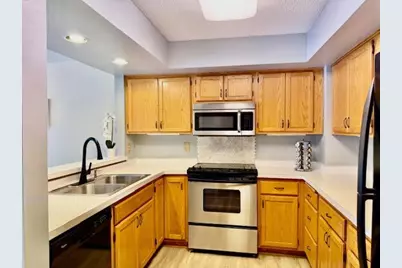 15665 24th Avenue N #C, Plymouth, MN 55447 - Photo 9