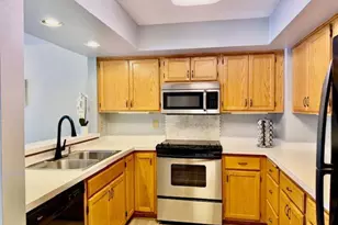 15665 24th Ave N, Plymouth, MN 55447 - Photo 9