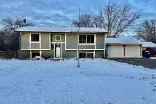 12941 Saratoga Ln N, Champlin, MN 55316 - Photo 3