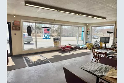 1401 SE Broadway Avenue, Albert Lea, MN 56007 - Photo 9