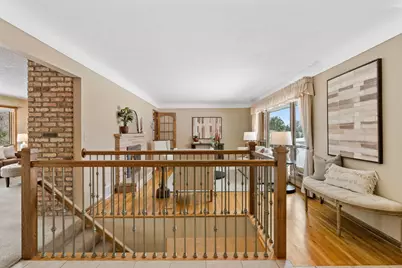 10035 Mound Spring Terrace, Bloomington, MN 55420 - Photo 5