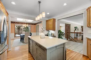 10035 Mound Spring Terrace, Bloomington, MN 55420 - Photo 9