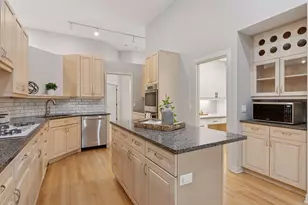 11984 St Albans Hollow Dr, Minnetonka, MN 55305 - Photo 25