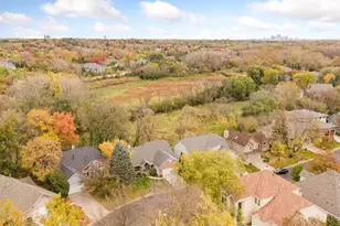 11984 St Albans Hollow Dr, Minnetonka, MN 55305 - Photo 3