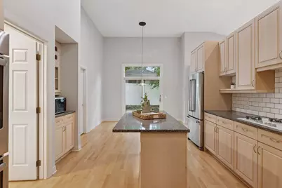 11984 Saint Albans Hollow Drive, Minnetonka, MN 55305 - Photo 31