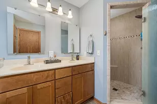 5400 Teakwood Ln N, Plymouth, MN 55442 - Photo 25