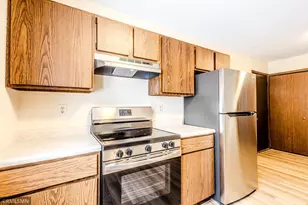 6631 84th Ct N, Brooklyn Park, MN 55445 - Photo 3