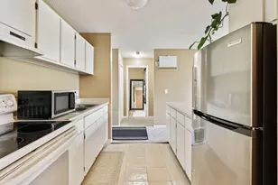 4130 Rahn Rd, Eagan, MN 55122 - Photo 7