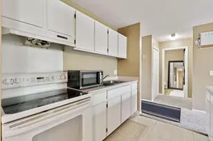 4130 Rahn Rd, Eagan, MN 55122 - Photo 9