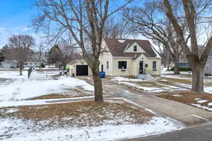 208 S Brook Ave, Porter, MN 56280 - Photo 9