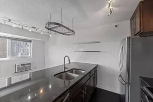 433 S 7th St, Minneapolis, MN 55415 - Photo 9