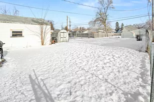 310 23rd St S, Fargo,  58103 - Photo 23