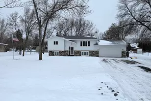 1209 63rd Ave N, Moorhead, MN 56560 - Photo 1