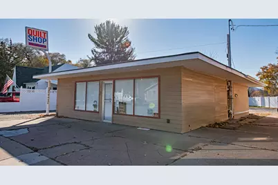 1671 W 5th Street, Winona, MN 55987 - Photo 3