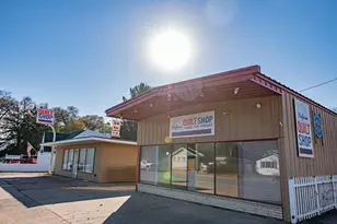 1671 W 5th St, Winona, MN 55987 - Photo 1