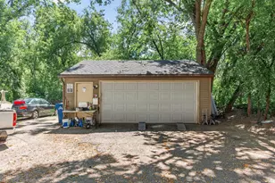 1562 Ivy Ave E, Saint Paul, MN 55106 - Photo 23