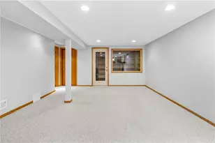 16405 13th Ave N, Plymouth, MN 55447 - Photo 23