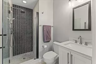 9 W Franklin Ave, Minneapolis, MN 55404 - Photo 23