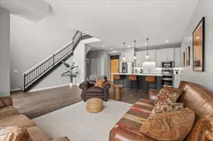 9 W Franklin Ave, Minneapolis, MN 55404 - Photo 5