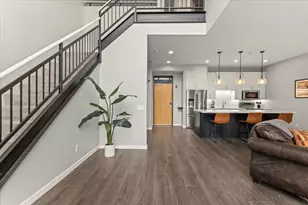 9 W Franklin Ave, Minneapolis, MN 55404 - Photo 7