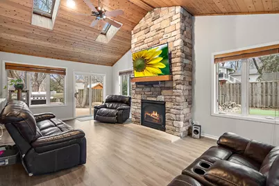 7493 Berkshire Way, Maple Grove, MN 55311 - Photo 9