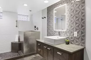 44 Thomas Ave S, Minneapolis, MN 55405 - Photo 29