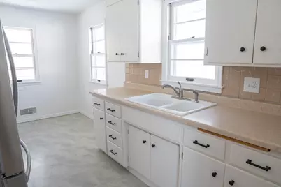 1176 Lawson Avenue E, Saint Paul, MN 55106 - Photo 7