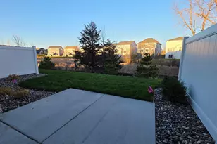 6298 Larkspur Ln, Corcoran, MN 55340 - Photo 3