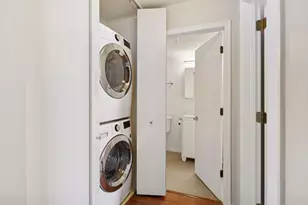 401 S 1st St, Minneapolis, MN 55401 - Photo 21