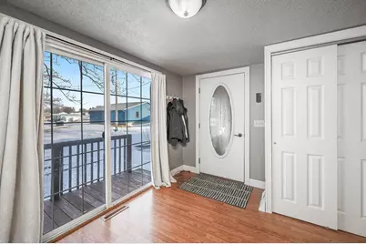 811 E 5th Street, Blue Earth, MN 56013 - Photo 19